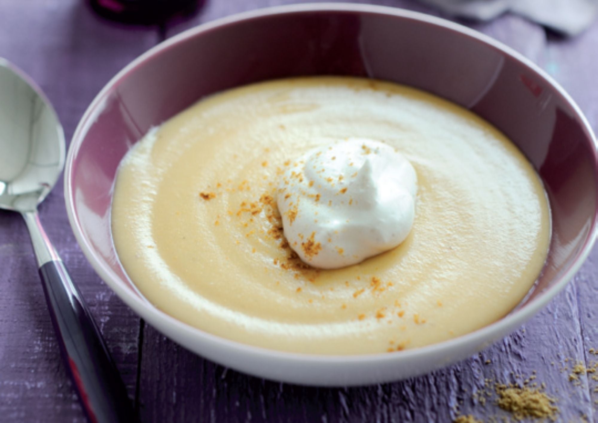 Velouté de lentilles corail au lait d’amandes