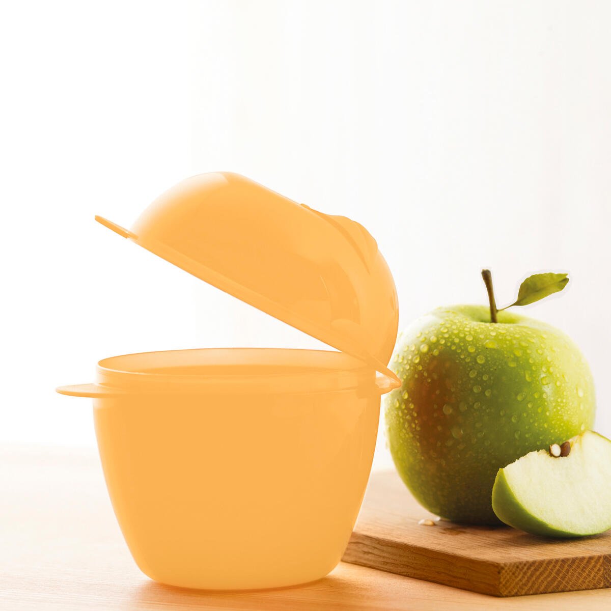 Boite pomme - Tupperware Europe