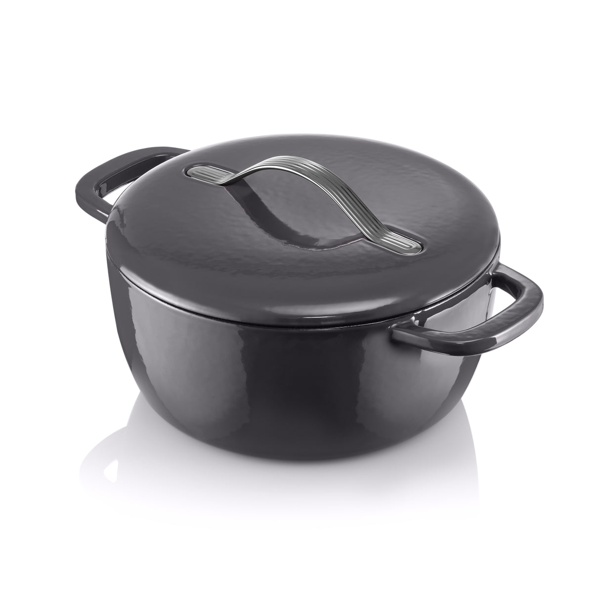 Cast iron casserole dish