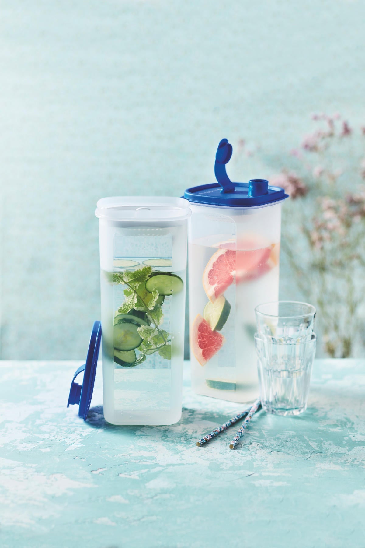 Pichet Frigo 2L - Couvercle bleu - Tupperware Europe