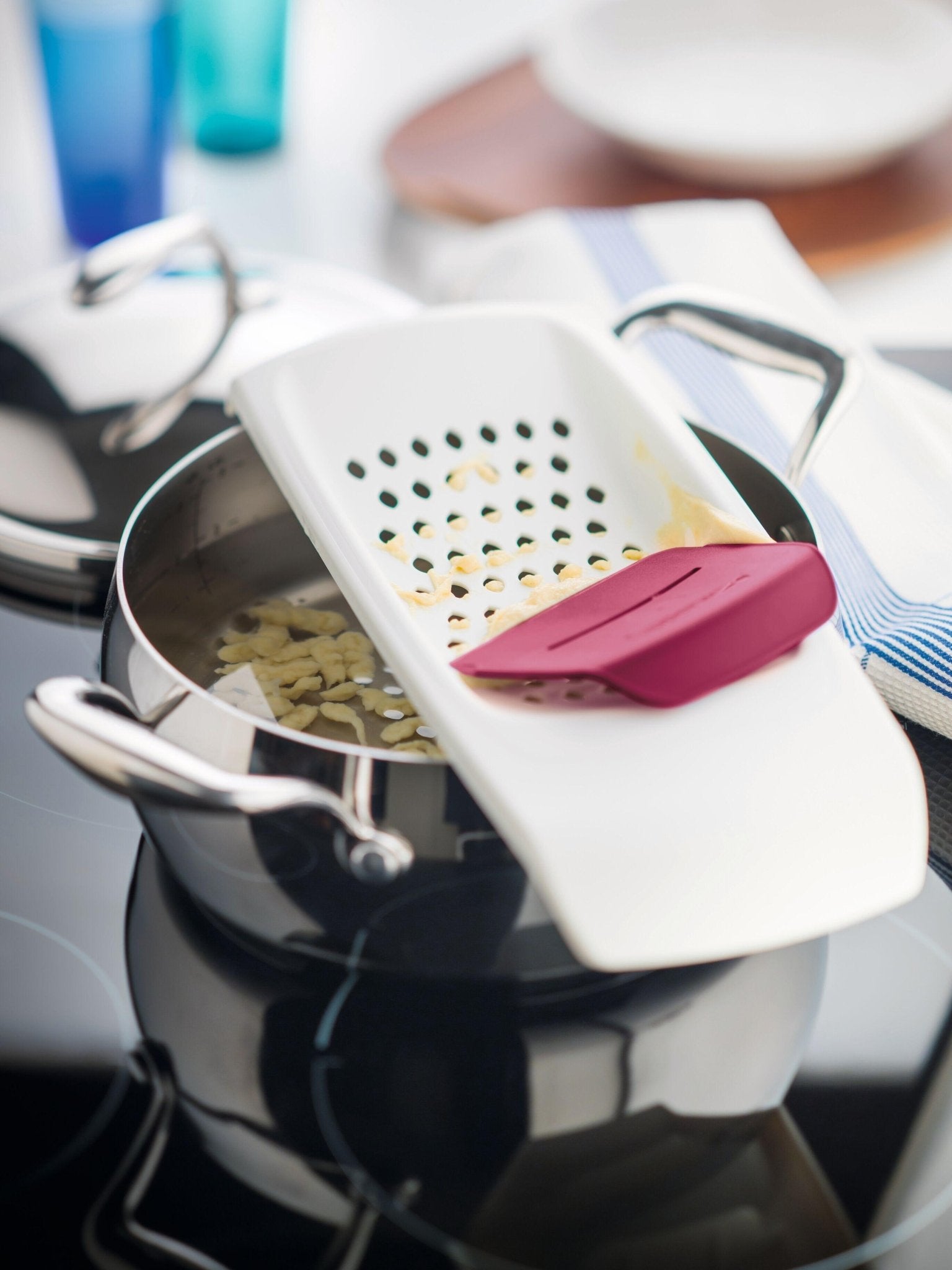 Rape a spatzle - Spatzle Party - Tupperware Europe